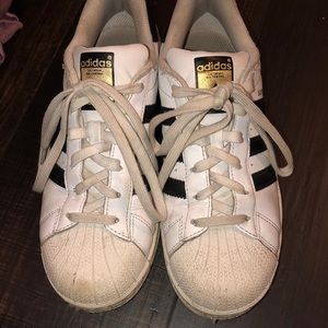 Adidas super stars